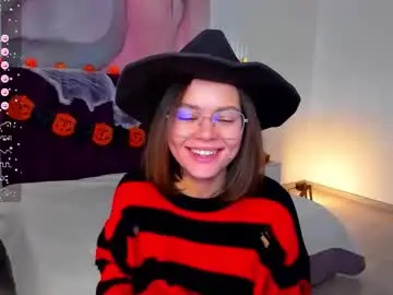 Chaturbate Free Porn Cam of kelly_cuutie