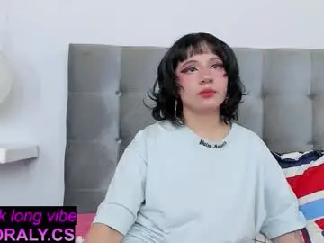 Chaturbate Live Sex Cam of hey_noraly