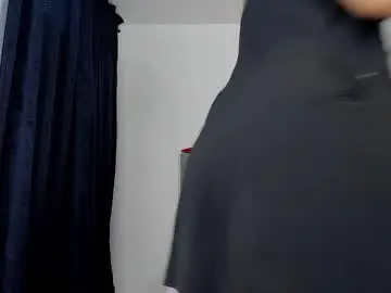 Chaturbate Free Porn Cam of laura__martiinez