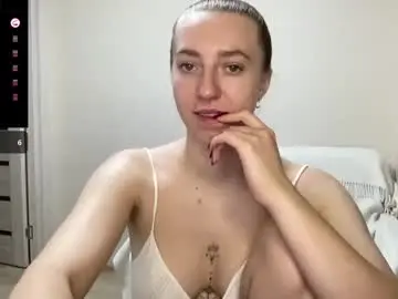 Chaturbate Live Sex Cam of hot_lliinns