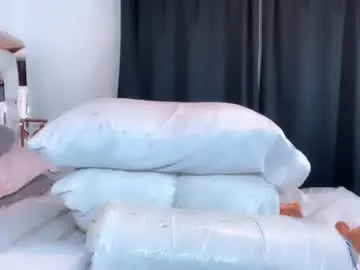 Chaturbate Nude Webcam of im_yours_01