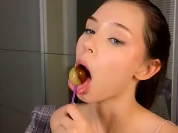 Chaturbate Live Porn of slyshypie
