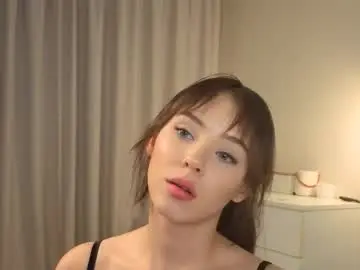 Chaturbate Watch Live Sex Cams of slyshypie