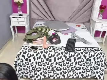 Chaturbate Live Sex Cam of salomehernandezx