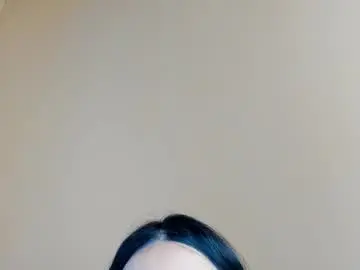Chaturbate Live Sex Cam of cuckqueenxxl