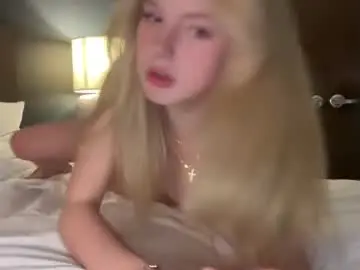 Chaturbate Private Sex Chat of vixenvictoriaa