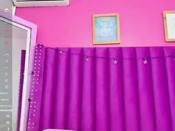 Chaturbate Live Sex Cam of pureebonyy