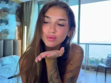 Chaturbate Nude Webcam of canikissyou_