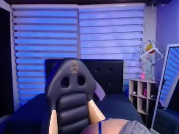 Chaturbate Live Porn of emiily_smith1_