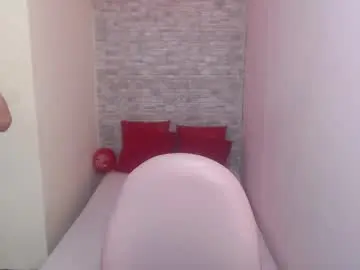Chaturbate Best live sex cam show of emiily_smith1_
