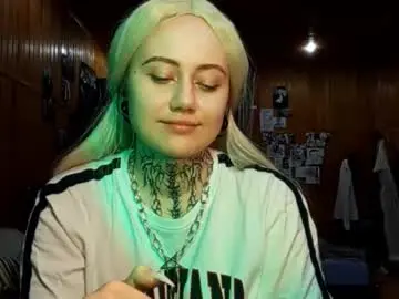 Chaturbate Free Live Porn of phantom_hunger