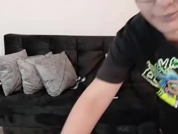 Chaturbate Free Live Porn of skye_nerdy