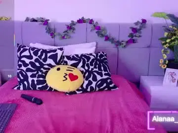 Chaturbate Nude Webcam of alanaa_gomez