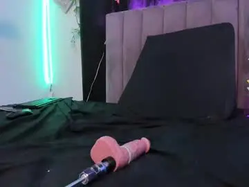 Chaturbate Watch Live Sex Cams of akirastone_