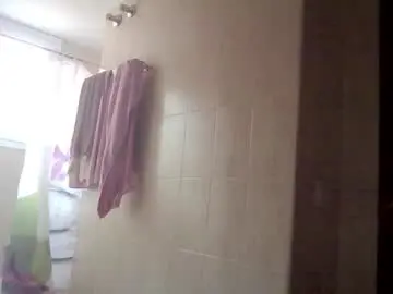 Chaturbate Best live sex cam show of emily_ravee