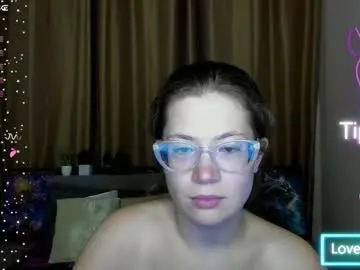 Chaturbate Best live sex cam show of alicia_folow