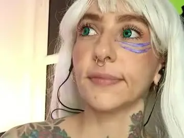 Chaturbate Adult Webcams of evangelyne1