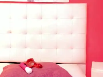 Chaturbate Nude Webcam of magic_axa_graham