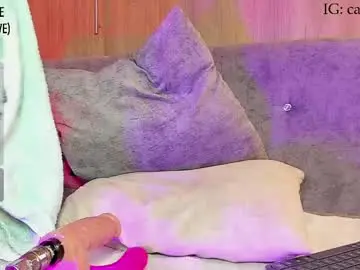 Chaturbate Live Sex Cam of abby__sweet05