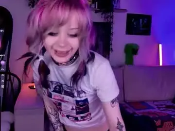 Chaturbate Sex Cam of _lollyshy_