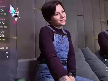 Chaturbate Live Sex Cam of ishtardivine