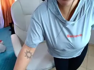 Chaturbate Live Sex Cam of pau_cute19