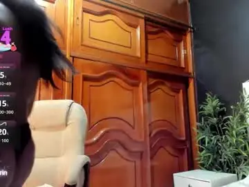 Chaturbate Live Sex of ebony_katterin