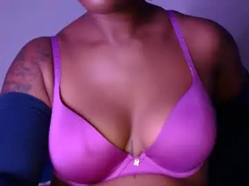 Chaturbate Live Porn of poleheathen