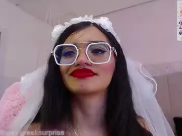 Chaturbate Free Live Porn of emerald_gh