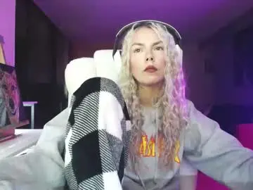 Chaturbate Best live sex cam show of tinykylie
