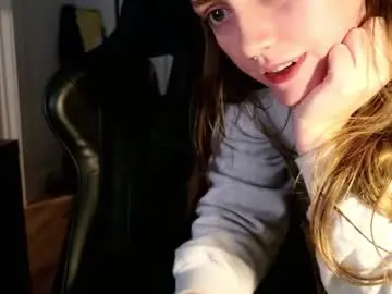 Chaturbate Free Live Porn of clover_tully