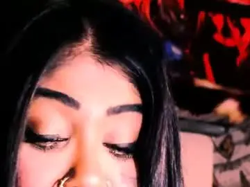 Chaturbate Live Sex Cam of indian_dreamgirl