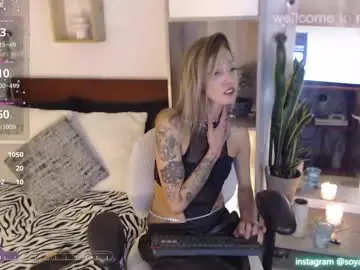 Chaturbate Live Sex Cam of lolis_sweet_submisive
