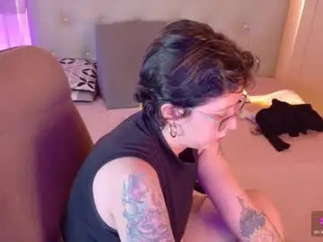 Chaturbate Live Sex Cam of chloerossee