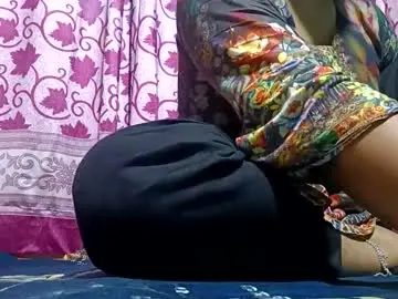 Chaturbate Free Porn Cam of priyonti34