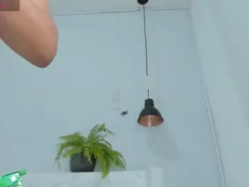 Chaturbate Live Porn of bellota_flak