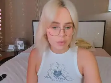 Chaturbate Live Porn of bellatip