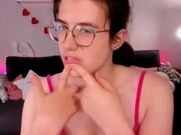Chaturbate Free Porn Cam of bellacaress