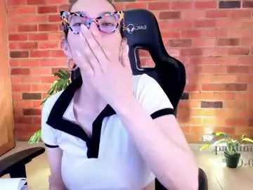 Chaturbate Live Sex Cam of paulinabarnett_
