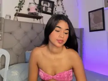 Chaturbate Live Porn of evieh1_
