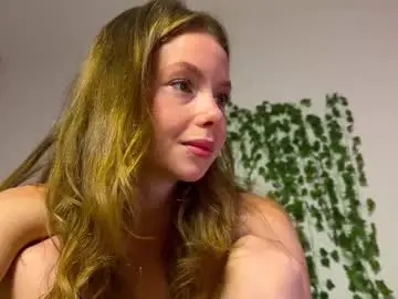 Chaturbate Sex Chat of elli_harmon