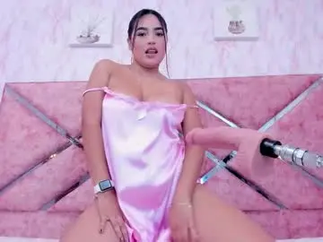 Chaturbate Live Porn of hot_emiily