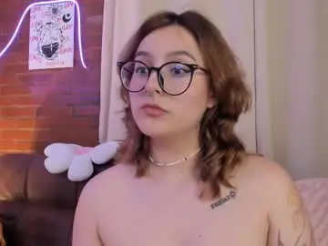 Chaturbate Free Porn Cam of hazelbrownn23