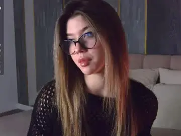 Chaturbate Adult Video Chat of sara_lewiis