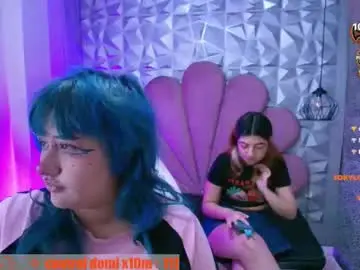 Chaturbate Live Sex Cam of toky_doll
