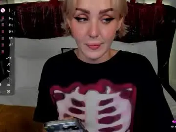 Chaturbate Live Porn of lushcherry