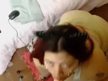 Chaturbate Sex Cam of queenfitnnes_82