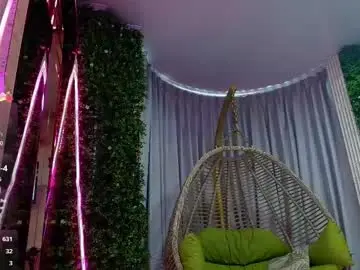 Chaturbate Adult Webcams of kiara_zahiri_