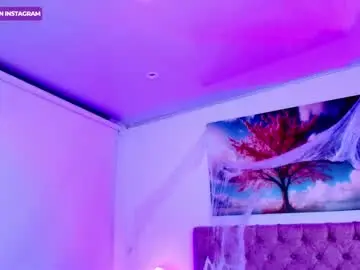 Chaturbate Live Sex of emma_monserratt