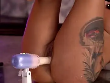 Chaturbate Watch Live Sex Cams of almavelia